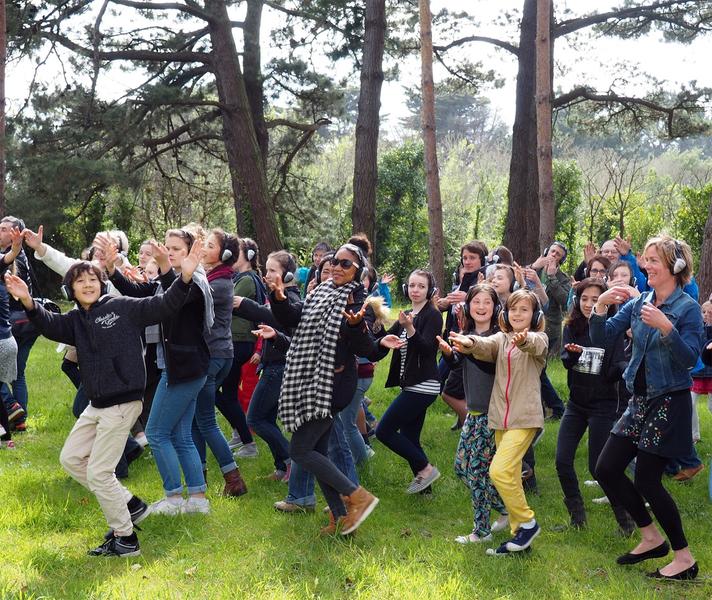 „Happy Manif”, în premieră în Parcul Tineretului din Sibiu