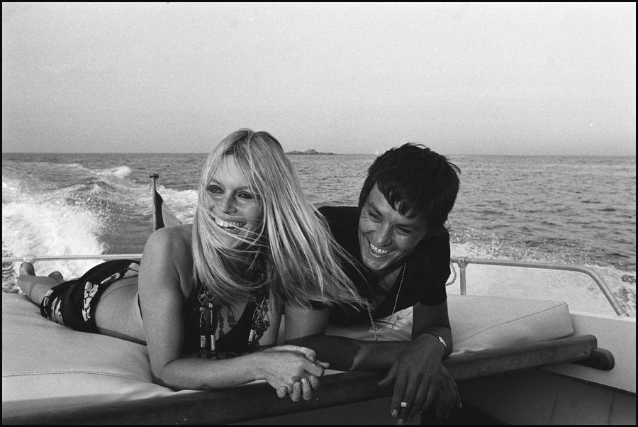 Brigitte Bardot și Alain Delon, undeva la Saint Tropez…