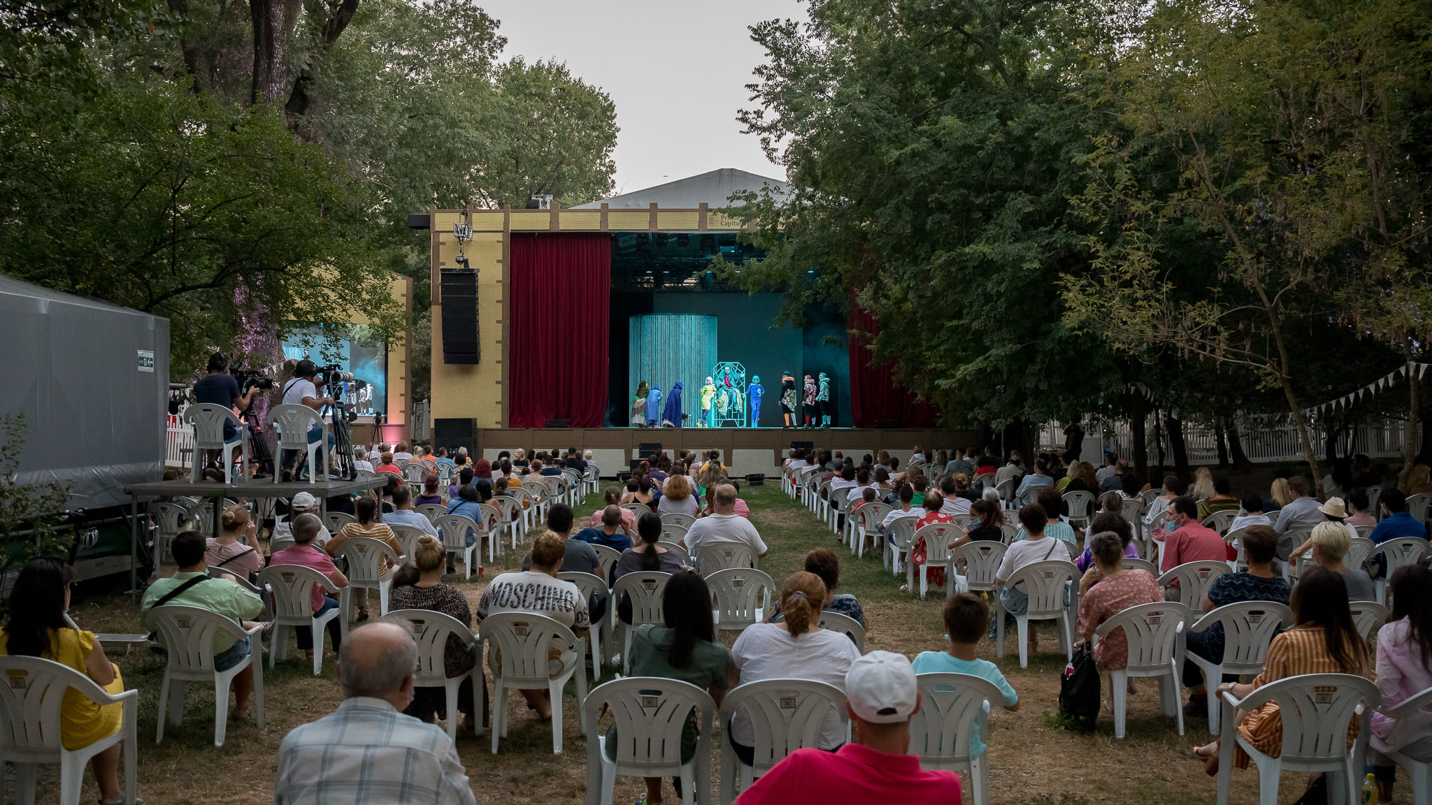 „Apa vie” și un strop de bucurie în pandemie