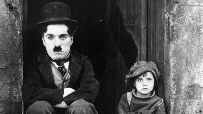 Charlie Chaplin, călătorie fără sfârșit