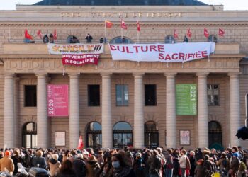 Acționez, deci exist: artiștii francezi cer „fapte” pentru redeschiderea vieții culturale