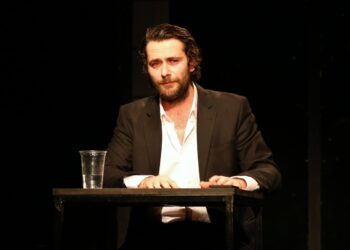 „O haită de sfinți” sau curajul de a fi vinovat